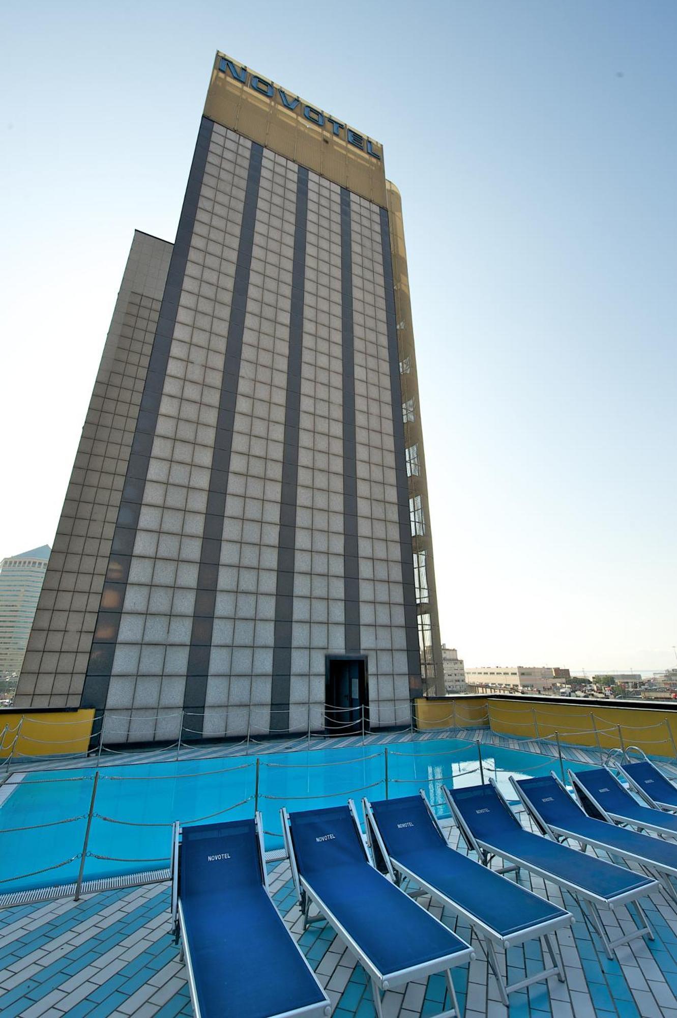 Novotel Genova City Exteriör bild