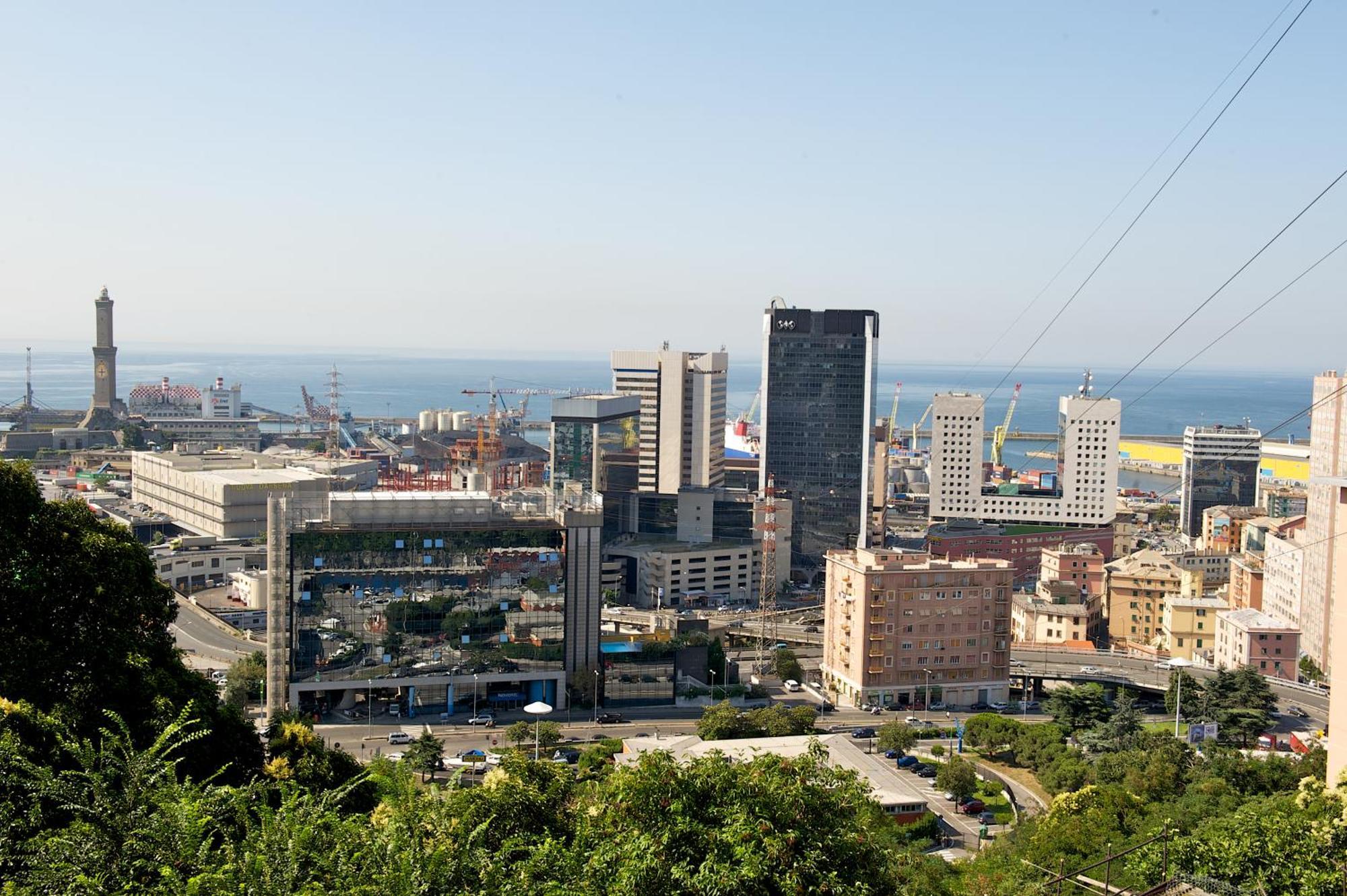 Novotel Genova City Exteriör bild